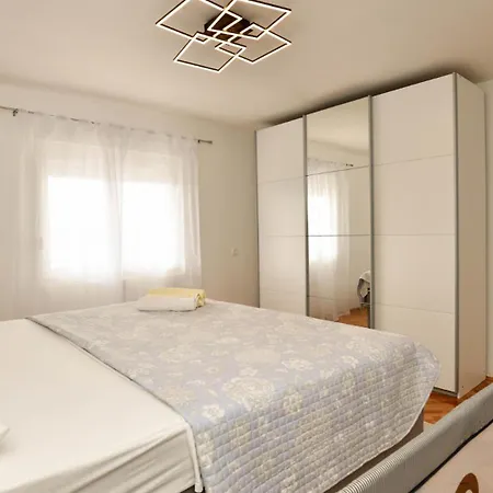 Vila Dino By Guide *
