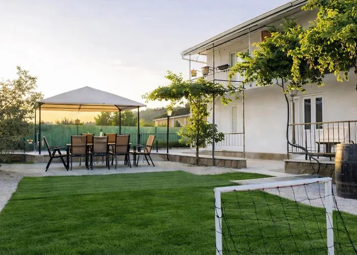 Vila Dino By Guide