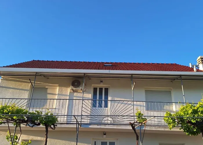 Vila Dino By Guide